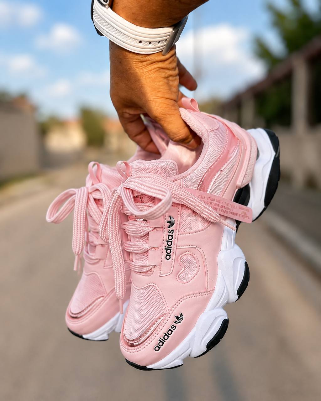 Adidas Max 198– Bequeme Sneaker für Damen