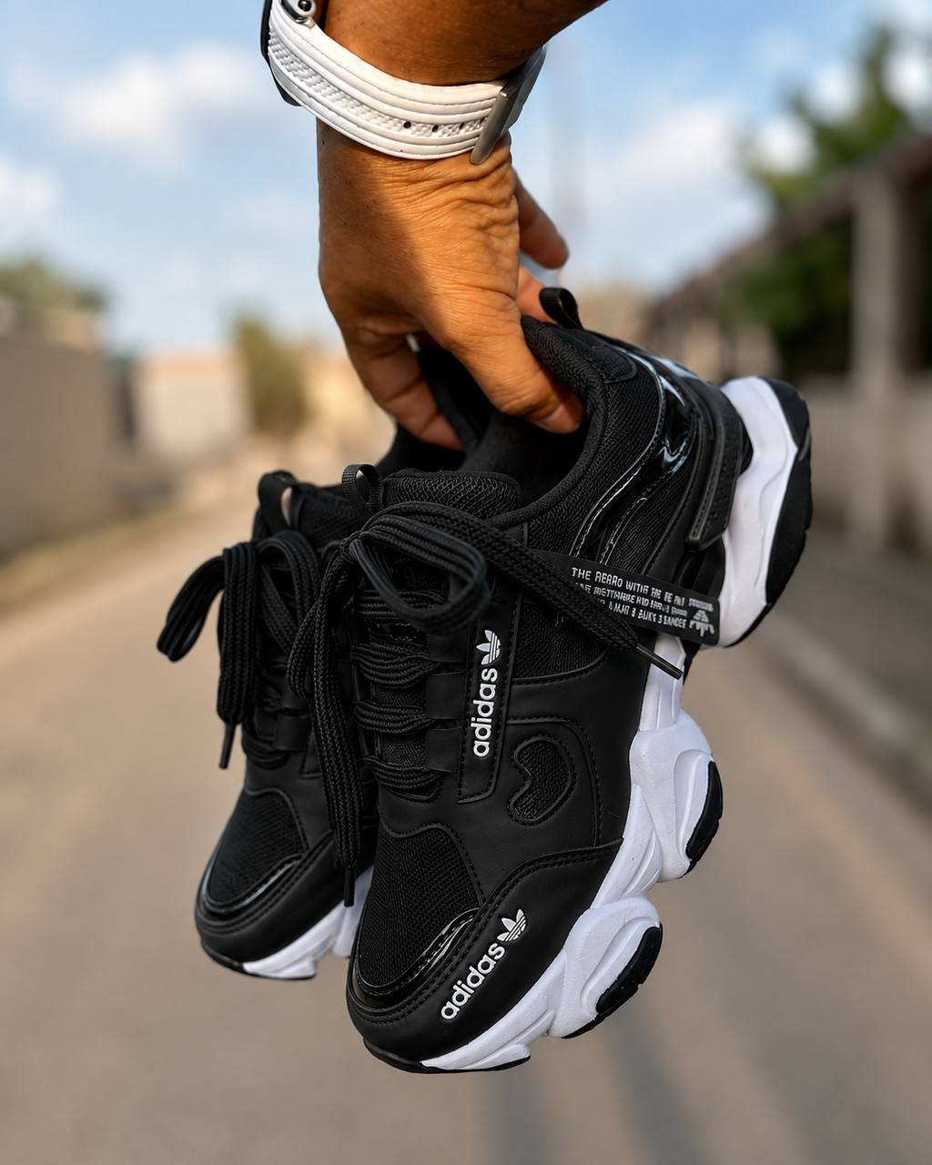Adidas Max 198– Bequeme Sneaker für Damen