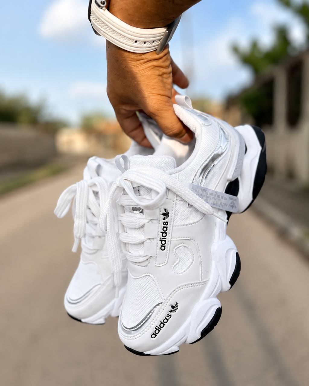 Adidas Max 198– Bequeme Sneaker für Damen